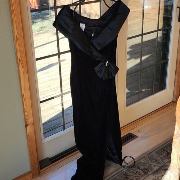 L.A. Glo Embellished Vintage Vneck Event Zippered Sleeveless Maxi Sz. 7/8 Dress - Picture 1 of 13